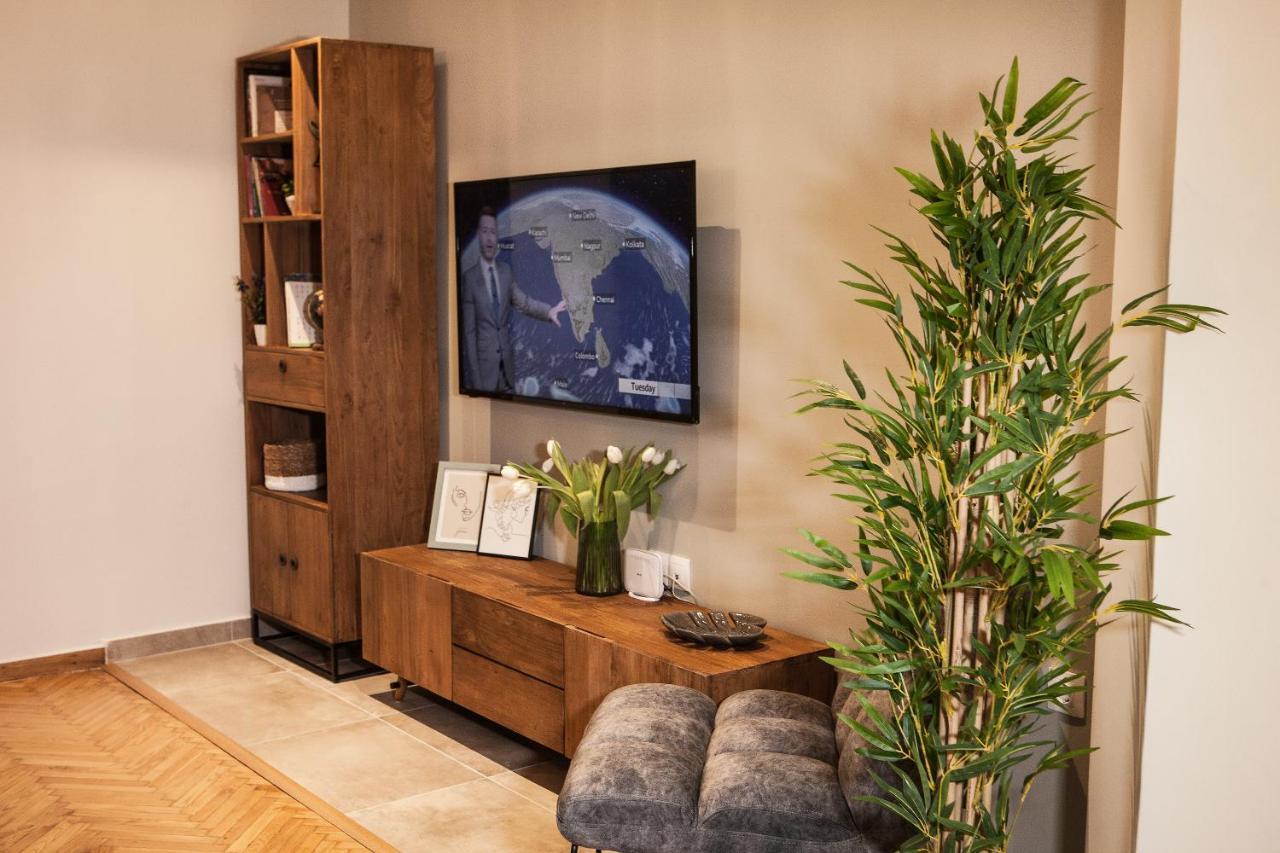 Central Comfy Modern Flat 2 Bedrooms 2 Bathrooms アテネ エクステリア 写真