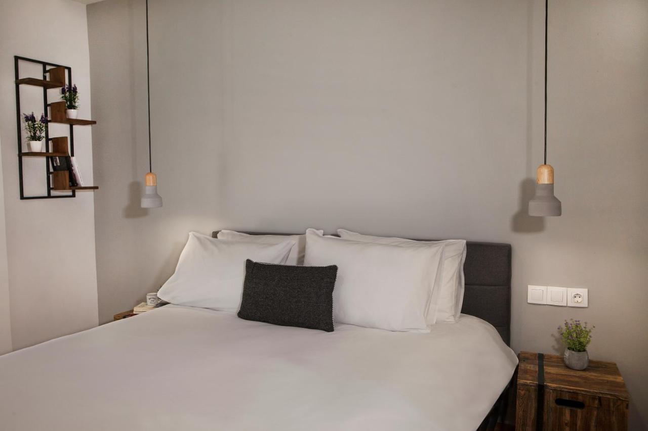 Central Comfy Modern Flat 2 Bedrooms 2 Bathrooms アテネ エクステリア 写真