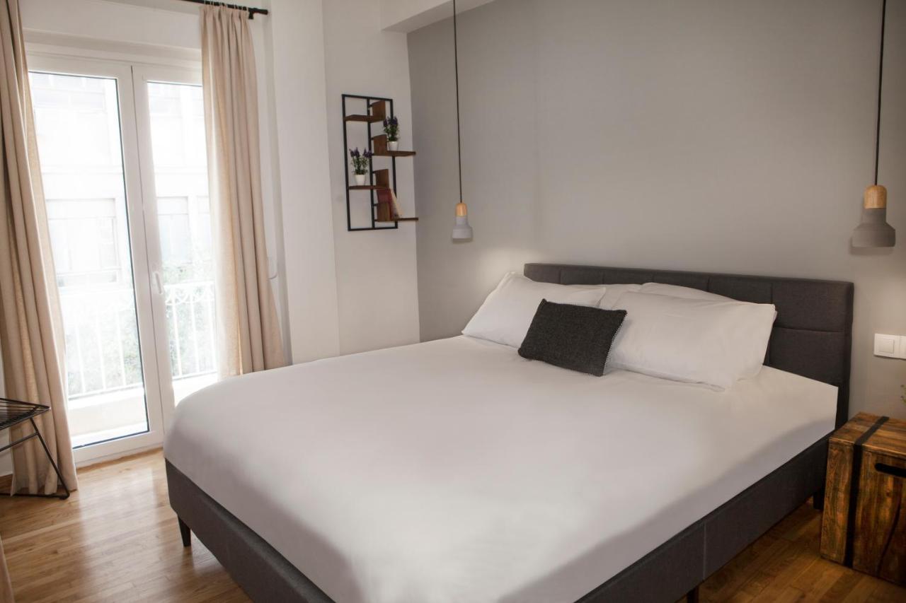 Central Comfy Modern Flat 2 Bedrooms 2 Bathrooms アテネ エクステリア 写真